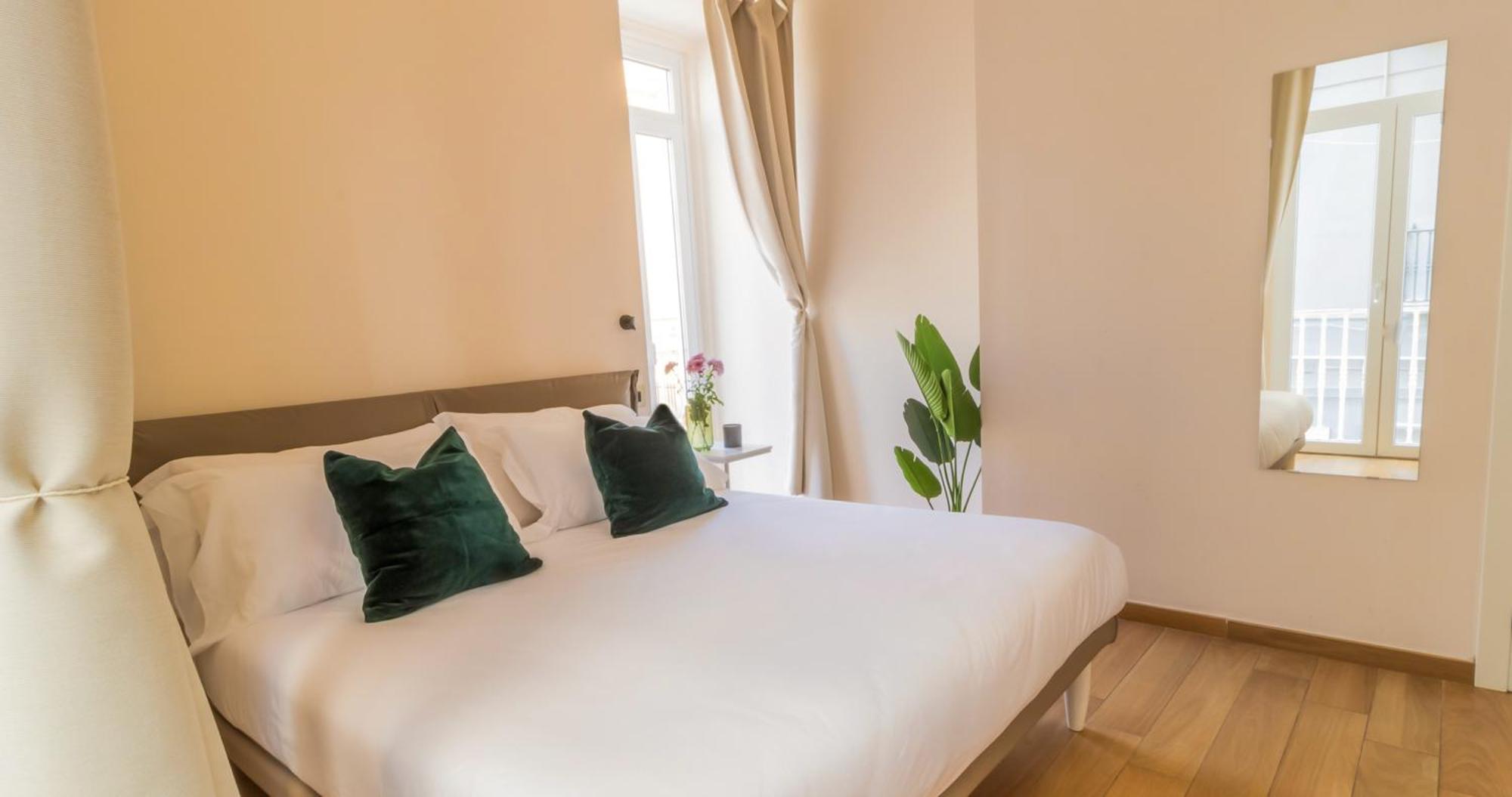 Musto Suites & Rooms Nápoly Kültér fotó